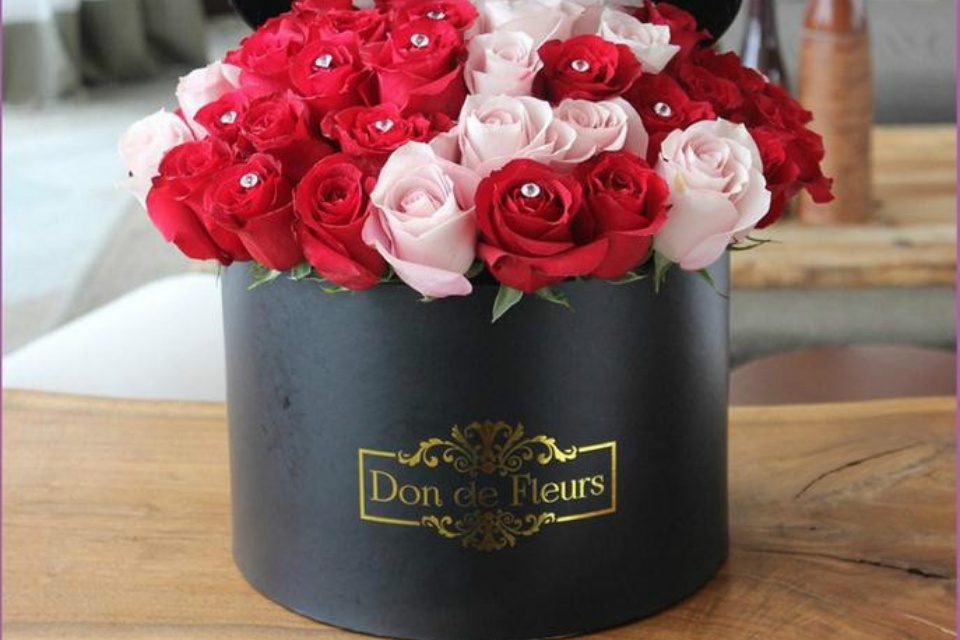 Cylindrical Flower Boxes4.jpg