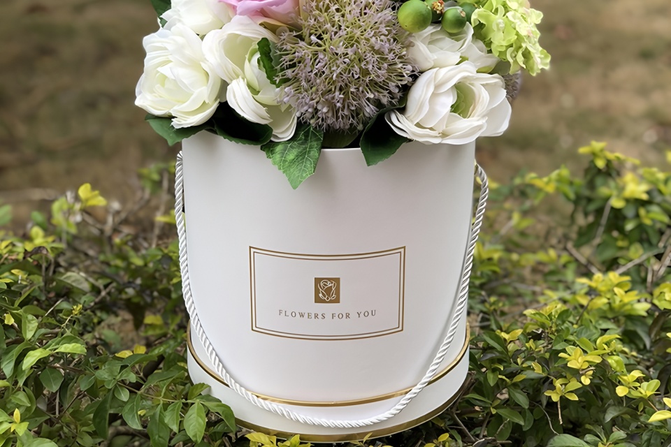 Cylindrical Flower Boxes12.jpg